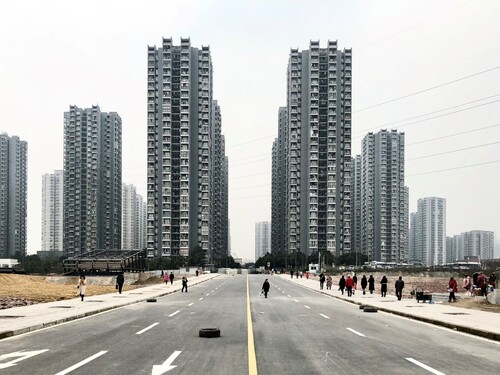 Figure 3: Mingxin Jiayuan public rental housing design fails to consider human scale needs